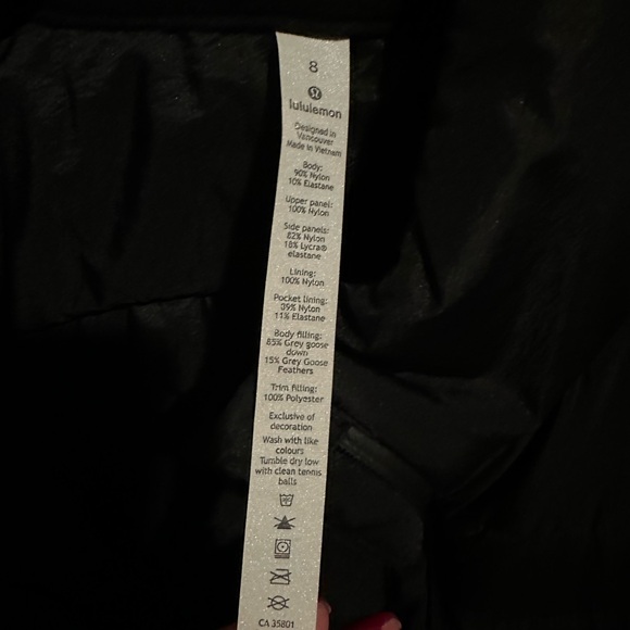 Lulu Lemon Women's Down for It All 700-Down-Fill Vest Size 8 - Picture 3 of 3